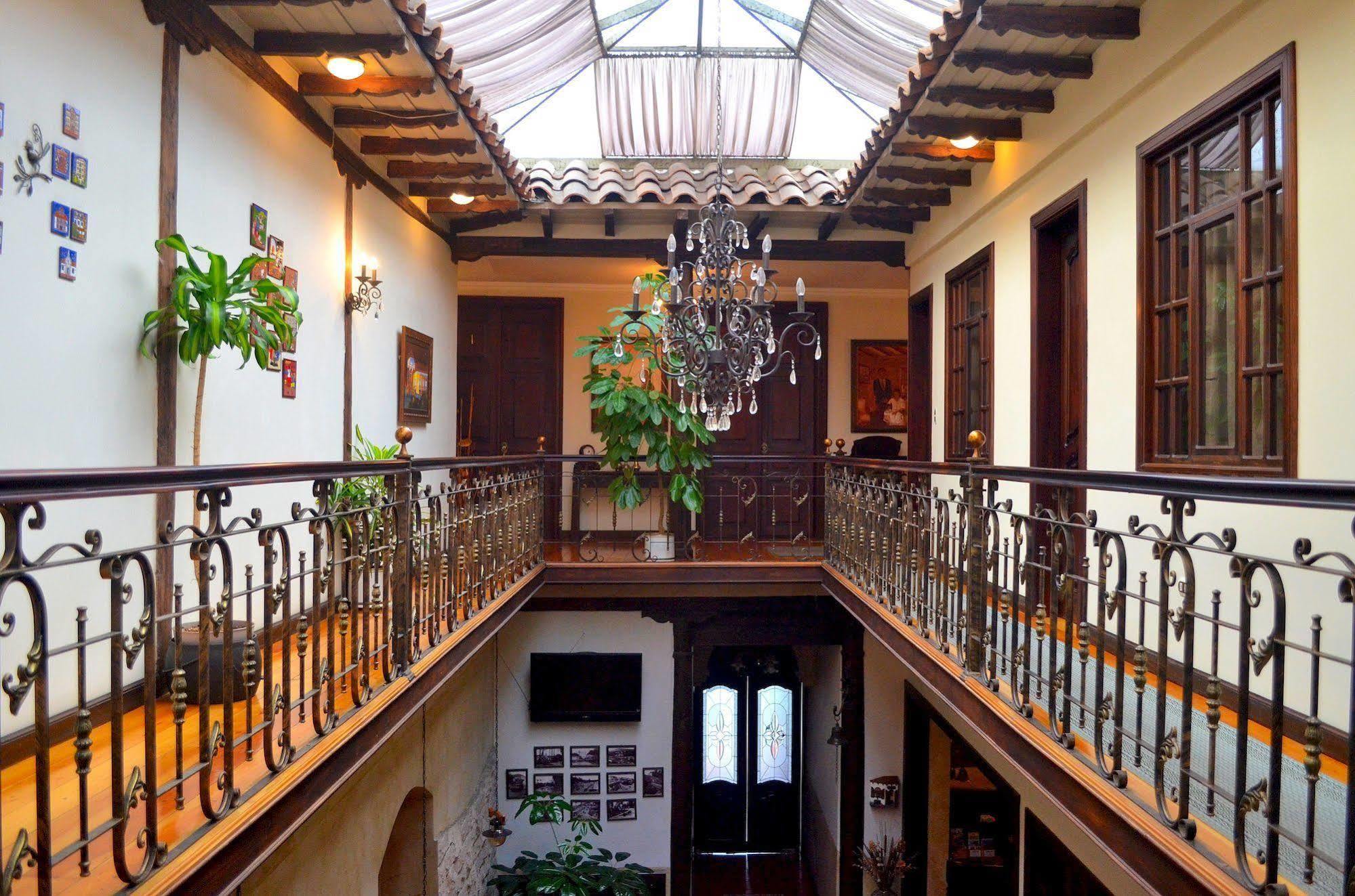 La Posada Cuencana Hotel ภายนอก รูปภาพ