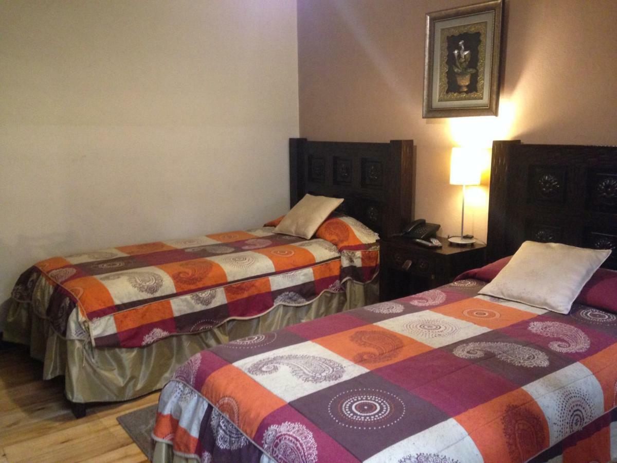 La Posada Cuencana Hotel ภายนอก รูปภาพ