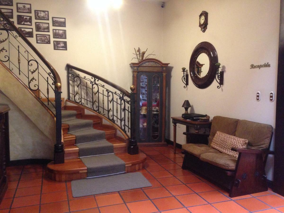 La Posada Cuencana Hotel ภายนอก รูปภาพ